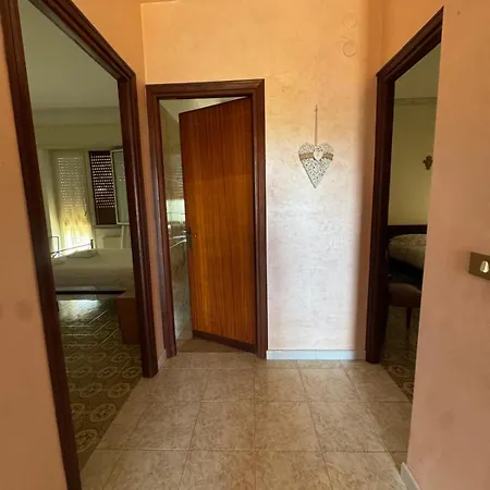 Nel A 5 Km Dal Mare Appartamento Nettuno
